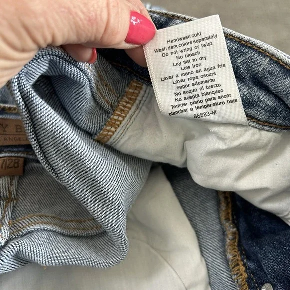 Judy Blue Something New CrossOver Hi-Rise Dad Jeans~Women's 7/28 - Picture 12 of 15